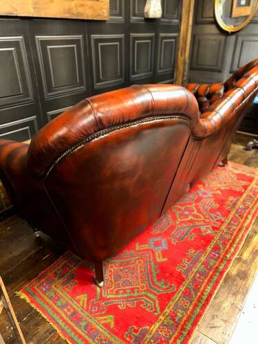 Francis Bacon Flemming Howland Grand Chesterfield leather Sofa
