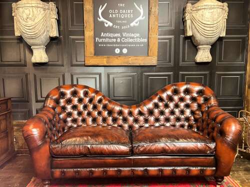 Francis Bacon Flemming Howland Grand Chesterfield leather Sofa