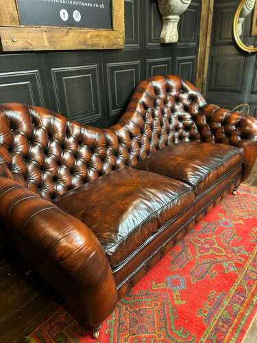 Francis Bacon Flemming Howland Grand Chesterfield leather Sofa