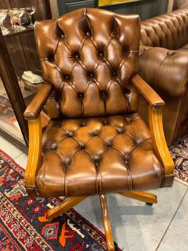 Chesterfield Gainsborough leather captains chair