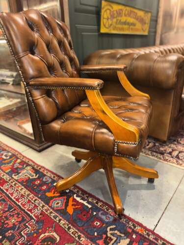 Chesterfield Gainsborough leather captains chair