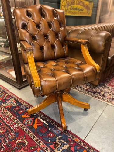 Chesterfield Gainsborough leather captains chair