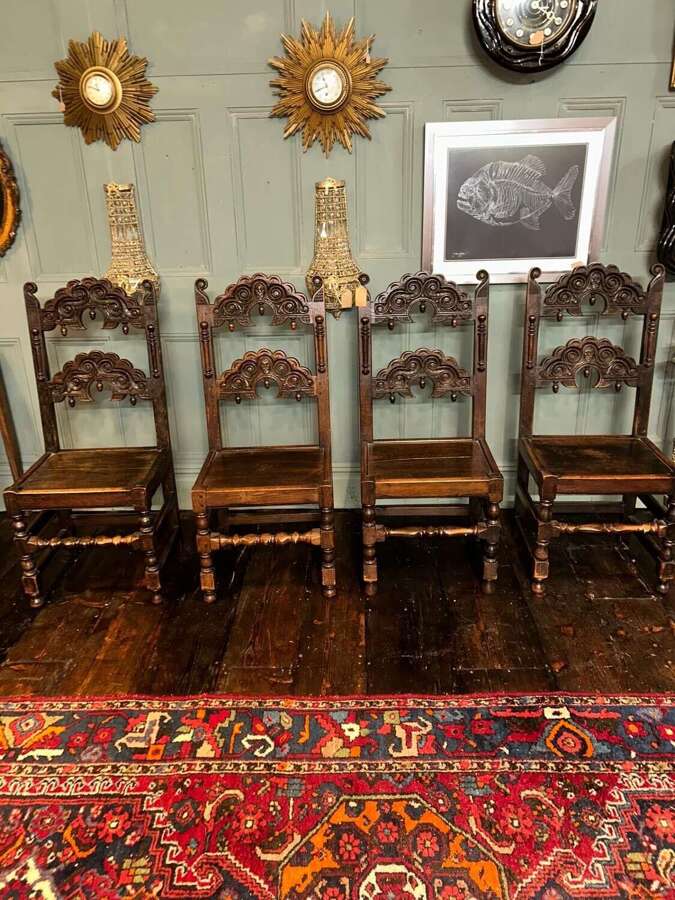 Set of 4 antique oak Yorkshire dining chairs.